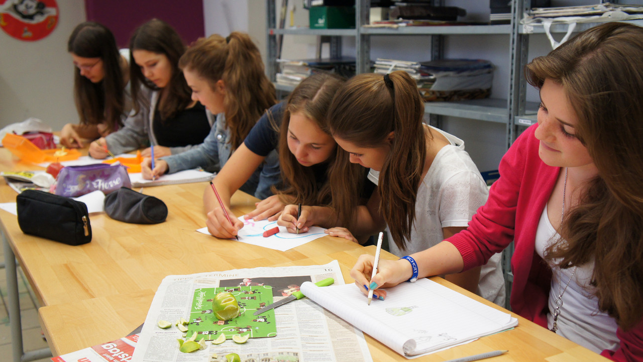 Projektarbeit in der Maria-Ward-Schule Mainz, Foto: M. Gräf-Bohne