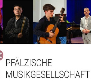 Vier junge Musikerinnen und Musiker