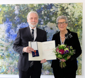 Staatssekretär Prof. Hardeck mit Karin Kolb, Foto (c) MFFKI
