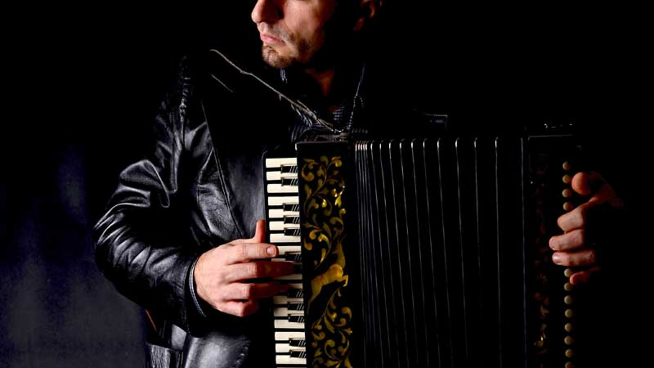 Gulam Kerimzade (Akkordeonspieler aus dem Iran)