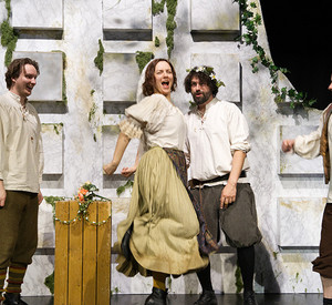 Szenenbild zum Stück des Chawwerusch-Theaters
