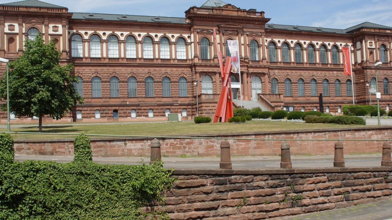 Foto zeigt im Spätjahr Auswahl an eingereichten Arbeiten zum Pfalzpreis Bildende Kunst: Museum Pfalzgalerie Kaiserslautern