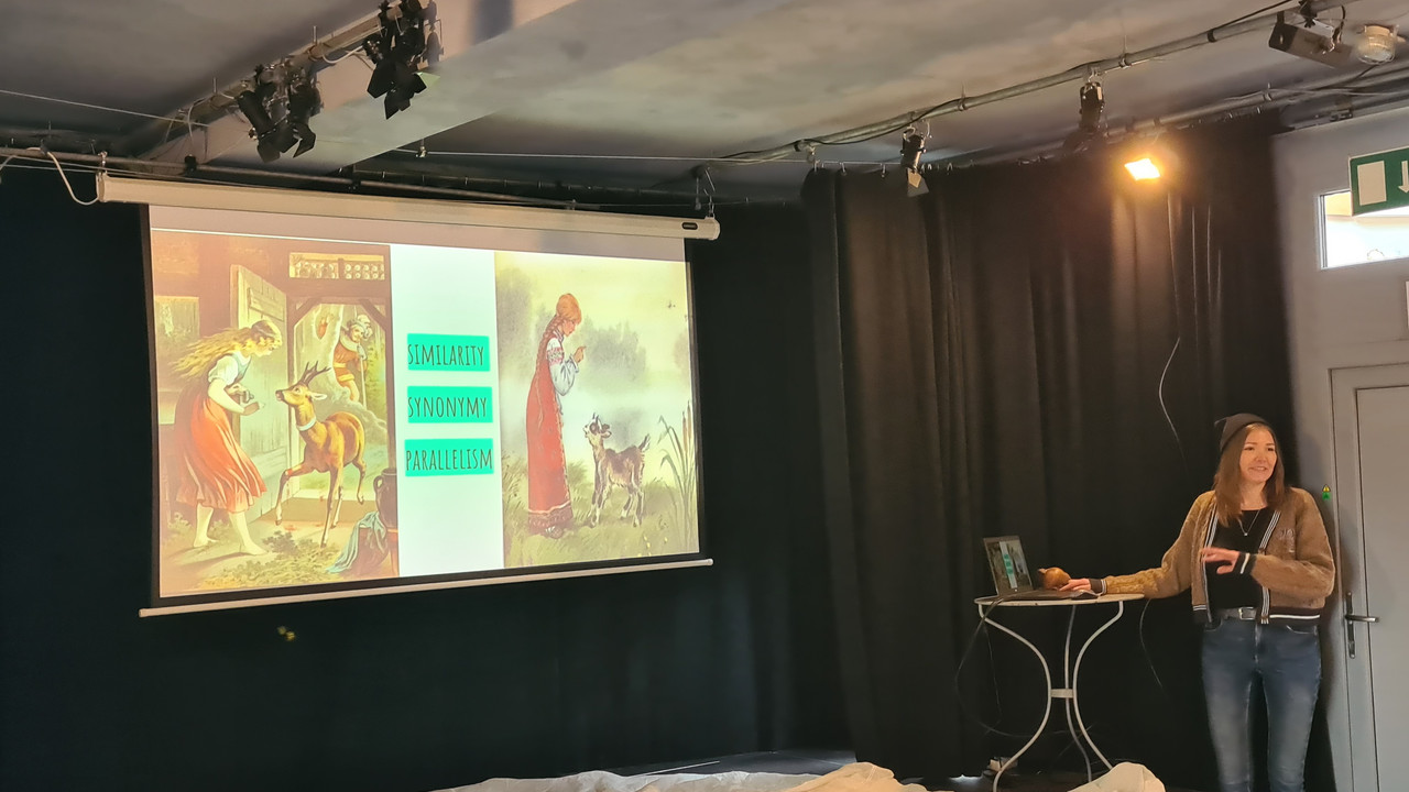 finalchoice#RLP, Dr. Daria Ivanova (und Martina Hering): "Theater ohne Worte" / "When Objects Tell Myths", Theater in der Kurve, 2023. Foto: flausen+