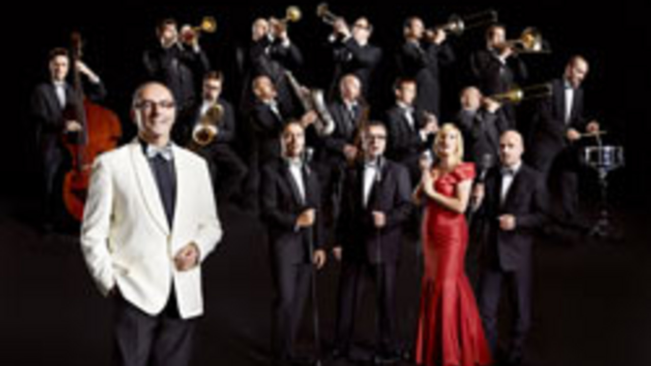 The World Famous Glenn Miller Orchestra
