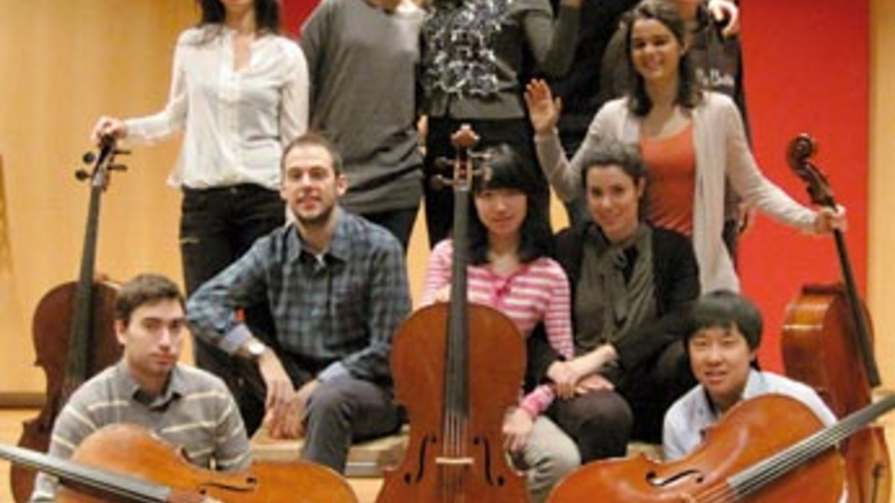 11 Cellisten der Musikhochschule Köln