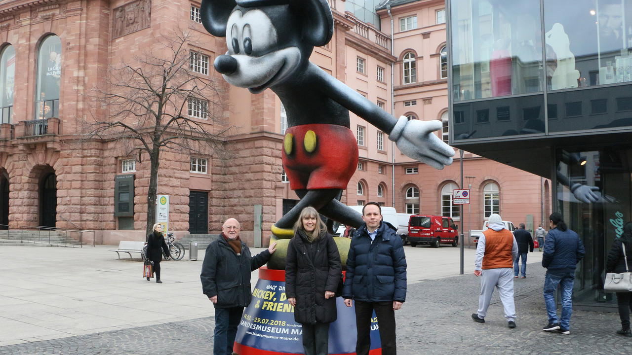 v.l.:MCV-Wagenbauer Dieter Wenger, Dr. Birgit Heide, Direktorin Landesmuseum Mainz  und Uwe Leitermann, Geschäftsführer mainzplus CITYMARKETING
