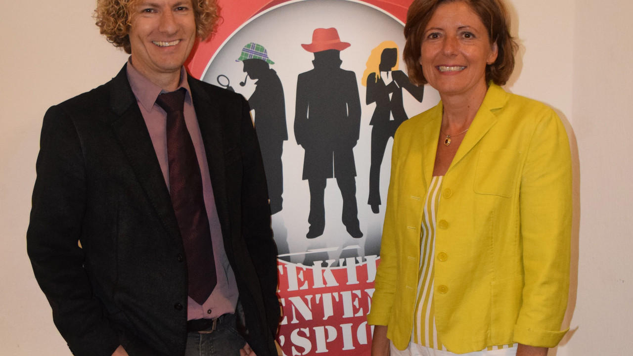 Ministerpräsidentin Maly Dreyer im Gespräch mit Dr. Alexander Schubert