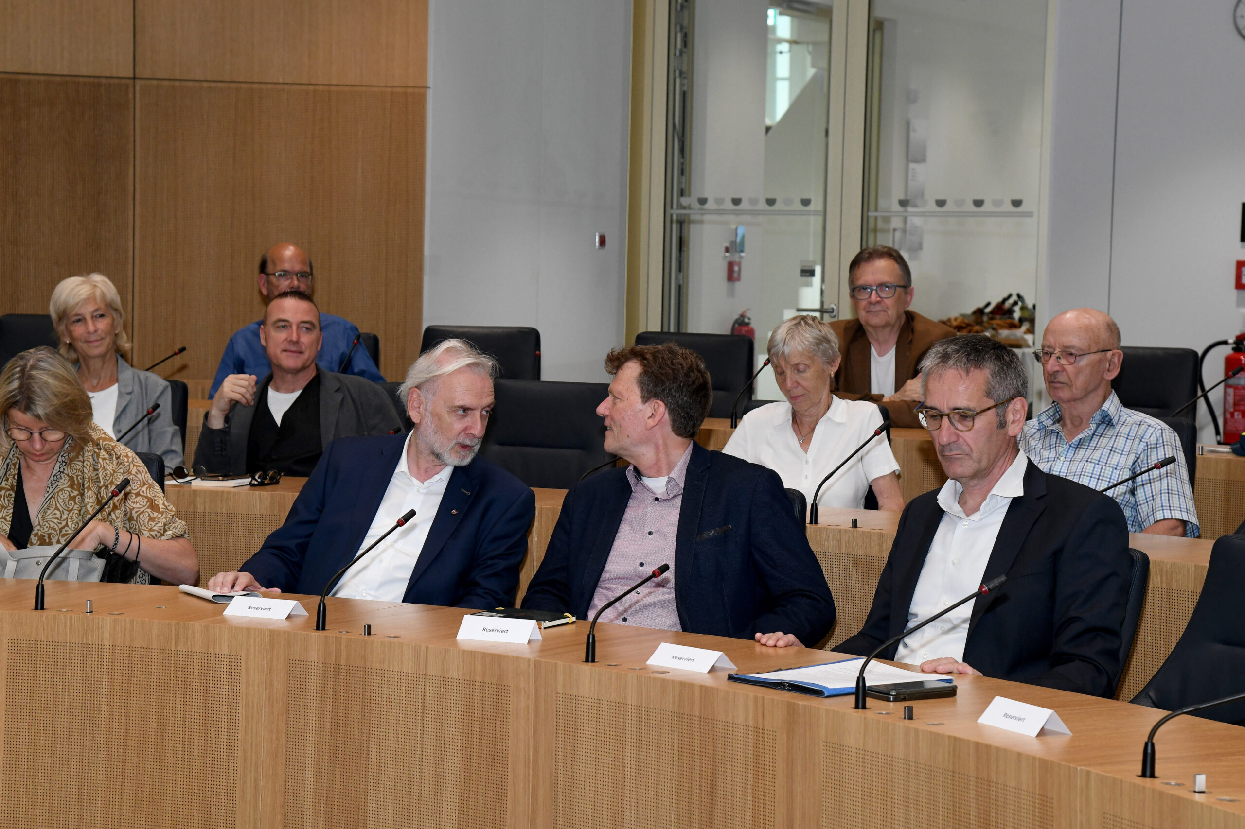 Prof. Dr. Jürgen Hardeck, Prof. Dr. Hartmut Rosa, Landtagspräsident Hendrik Hering bei der Veranstaltung Hoffnungsmaschine im Landtag in Mainz